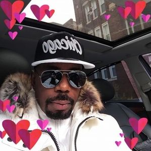 Meet your Posher, Lewis